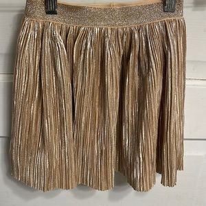 Baby Sara gold metallic skirt. Size 5